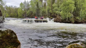 Kevadine seljakotimatk Karhunkierrose rajal Põhja-Soomes